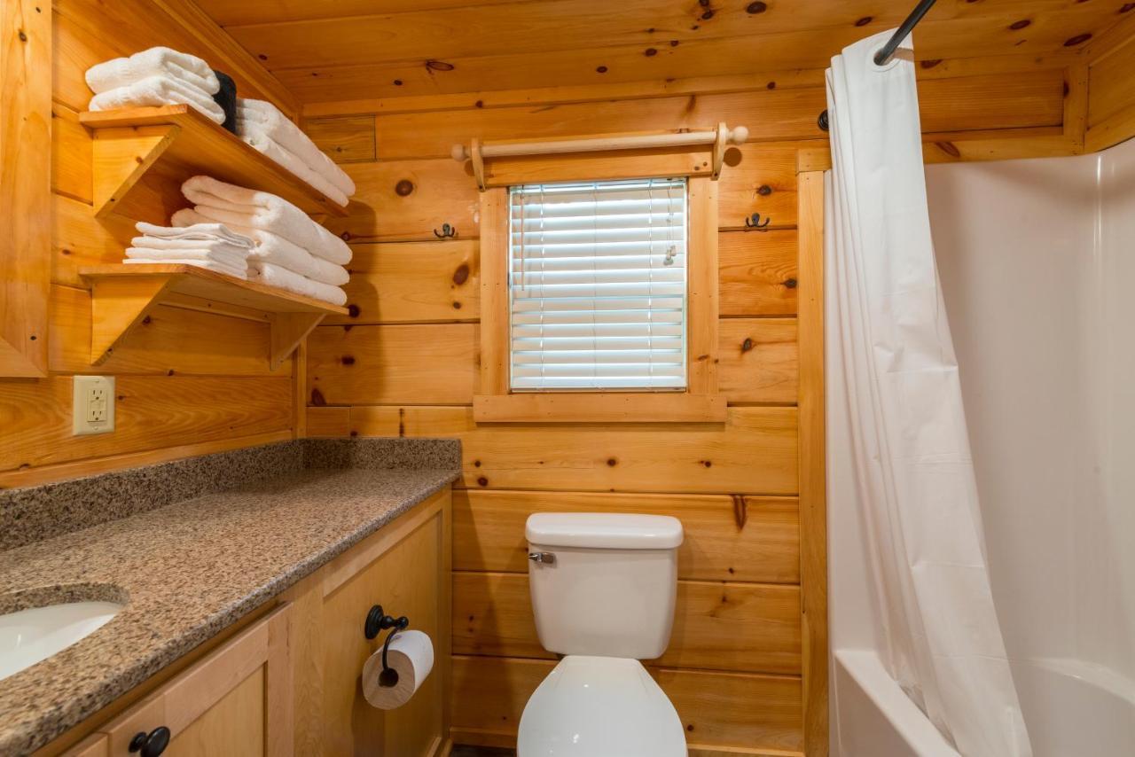 Great Escapes Rv Resort Bryan College Station Экстерьер фото