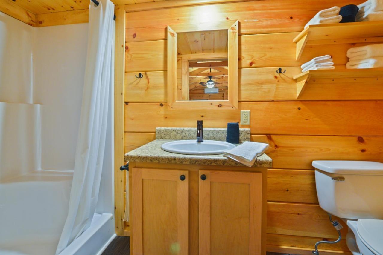 Great Escapes Rv Resort Bryan College Station Экстерьер фото