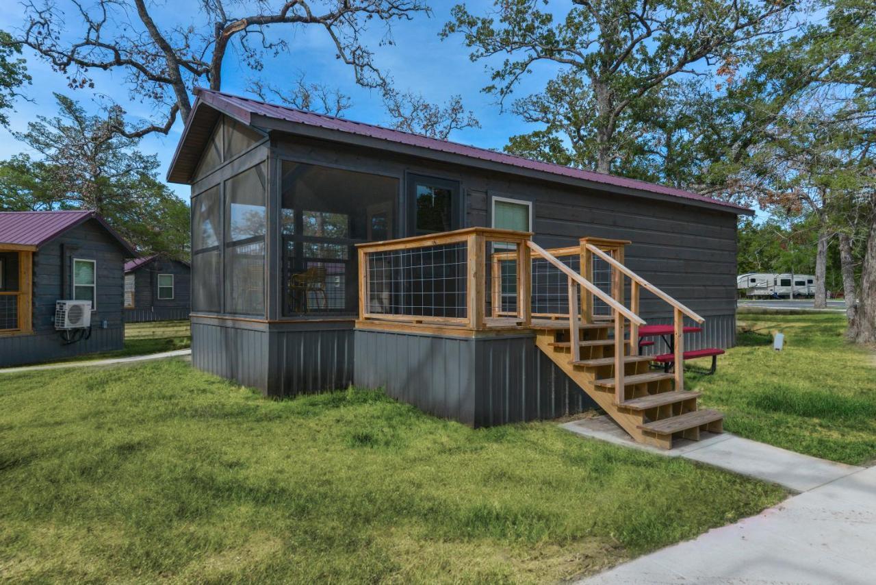 Great Escapes Rv Resort Bryan College Station Экстерьер фото
